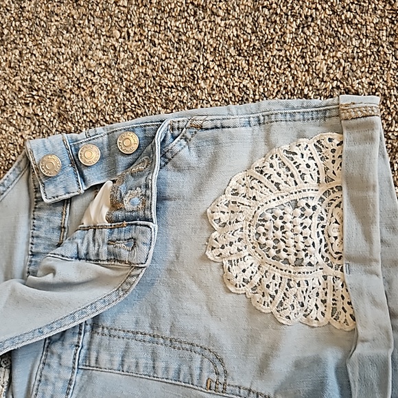 Jordache - Girls Denim crochet detail Overalls shorts - Picture 3 of 5